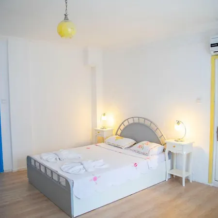 Bed & Breakfast Zeren Alacati Çeşme