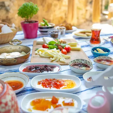 Zeren Alacati Oda ve Kahvaltı Çeşme